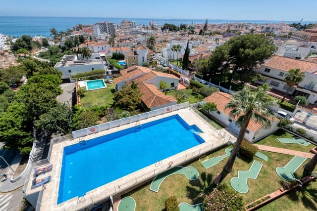 2 bedroom Apartment for sale in Nueva Nerja, Nerja with pool - € 350,000 (Ref: 8862475)