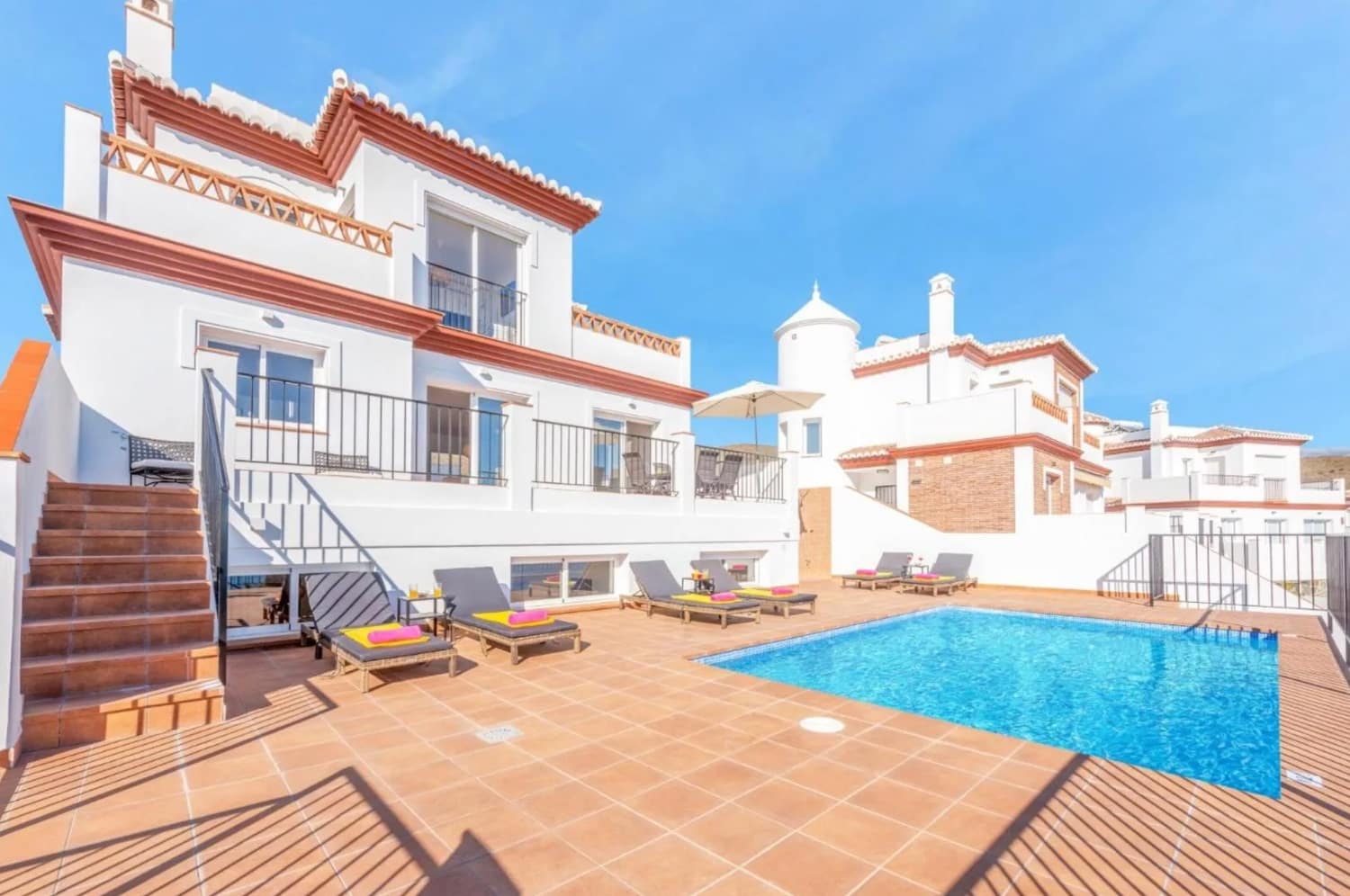 5 sypialnia Willa na sprzedaż w El Penoncillo z basenem - 949 000 € (Ref: 8956933)