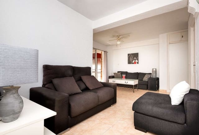 Apartamento Playa de 2 habitaciones en Centro, Nerja en venta - 320.000 € (Ref: 9037993)