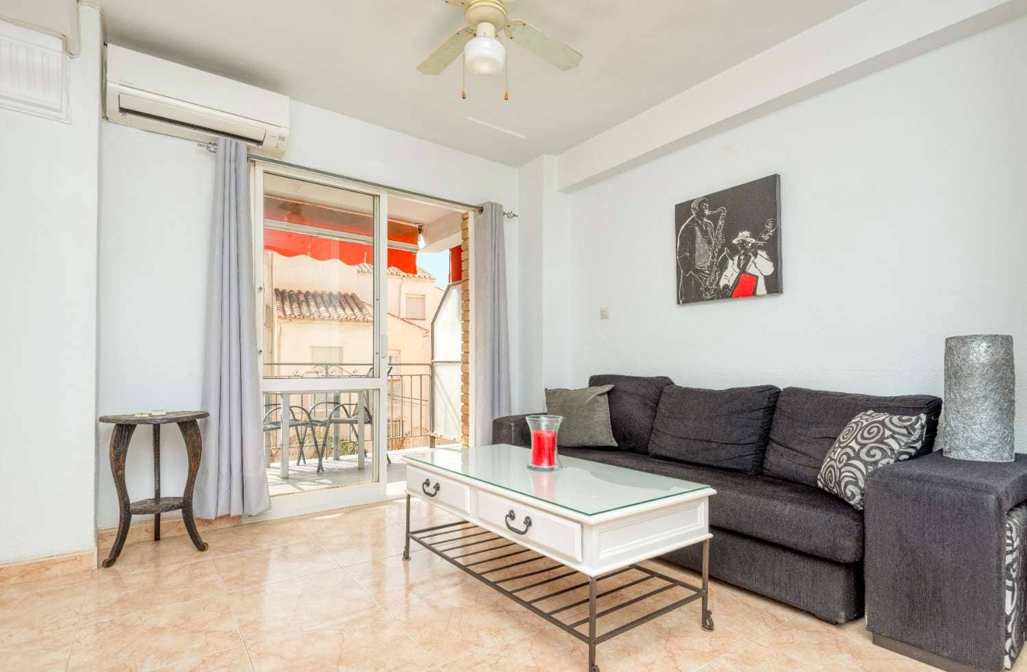 2 bedroom Beach Apartment for sale in Nerja - € 320,000 (Ref: 9037993)