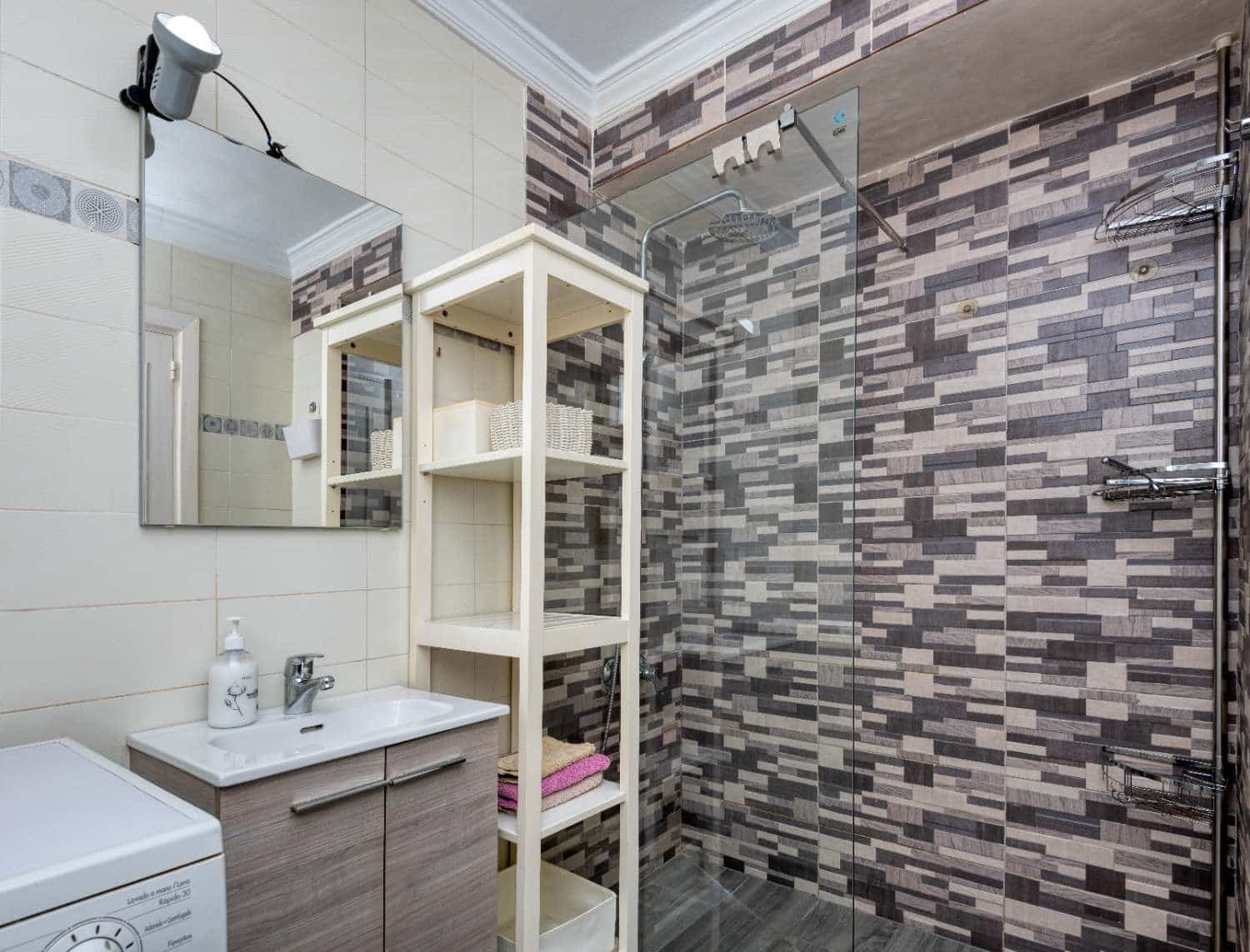 2 bedroom Beach Apartment for sale in Nerja - € 320,000 (Ref: 9037993)