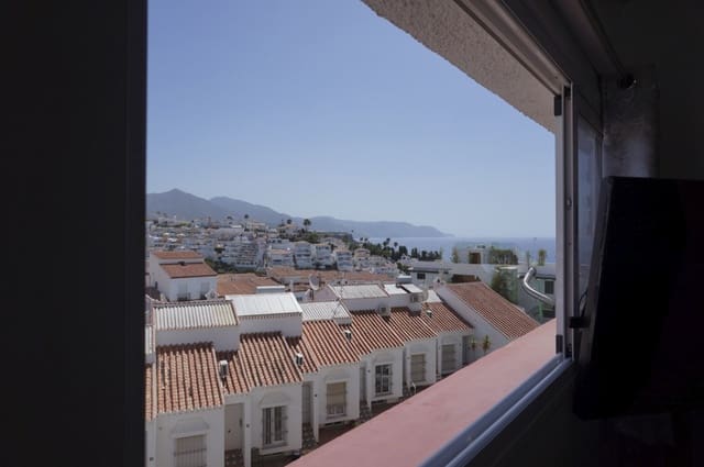 1 soverom Leilighet til salgs i Burriana, Nerja med svømmebasseng - € 175 000 (Ref: 9133988)