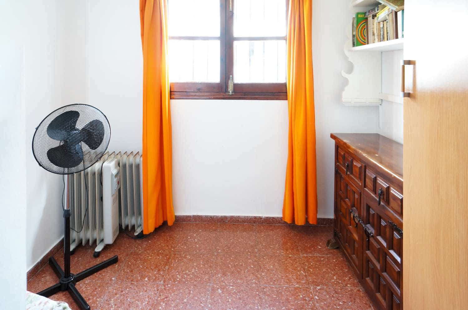 2 soveværelse Semi-Rækkehus til salg i Nerja med swimmingpool - € 325.000 (Ref: 9193509)