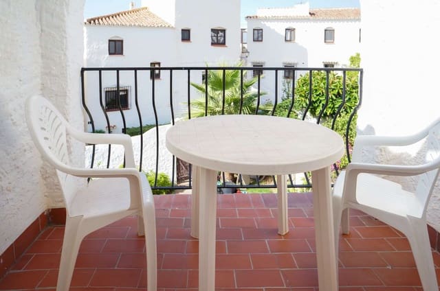 2 bedroom Semi-detached Villa for sale in Capistrano, Nerja with pool - € 325,000 (Ref: 9193509)