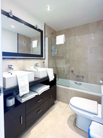 2 sovrum Lägenhet till salu i El Peñoncillo, Torrox med pool garage - 445 000 € (Ref: 9212508)