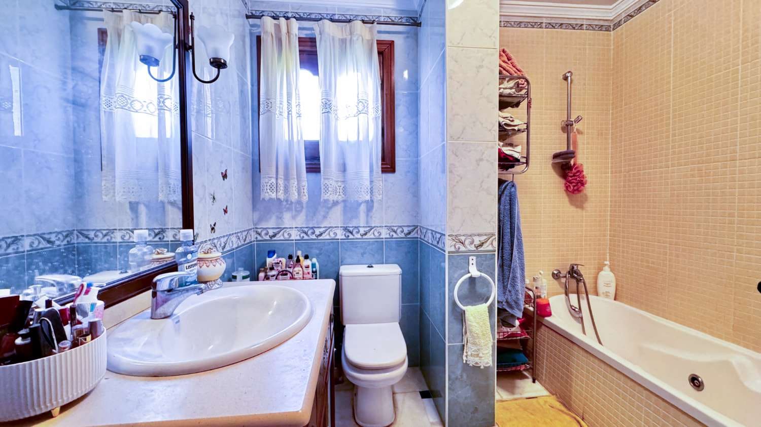 3 sovrum Villa till salu i Nerja med pool - 650 000 € (Ref: 9228168)