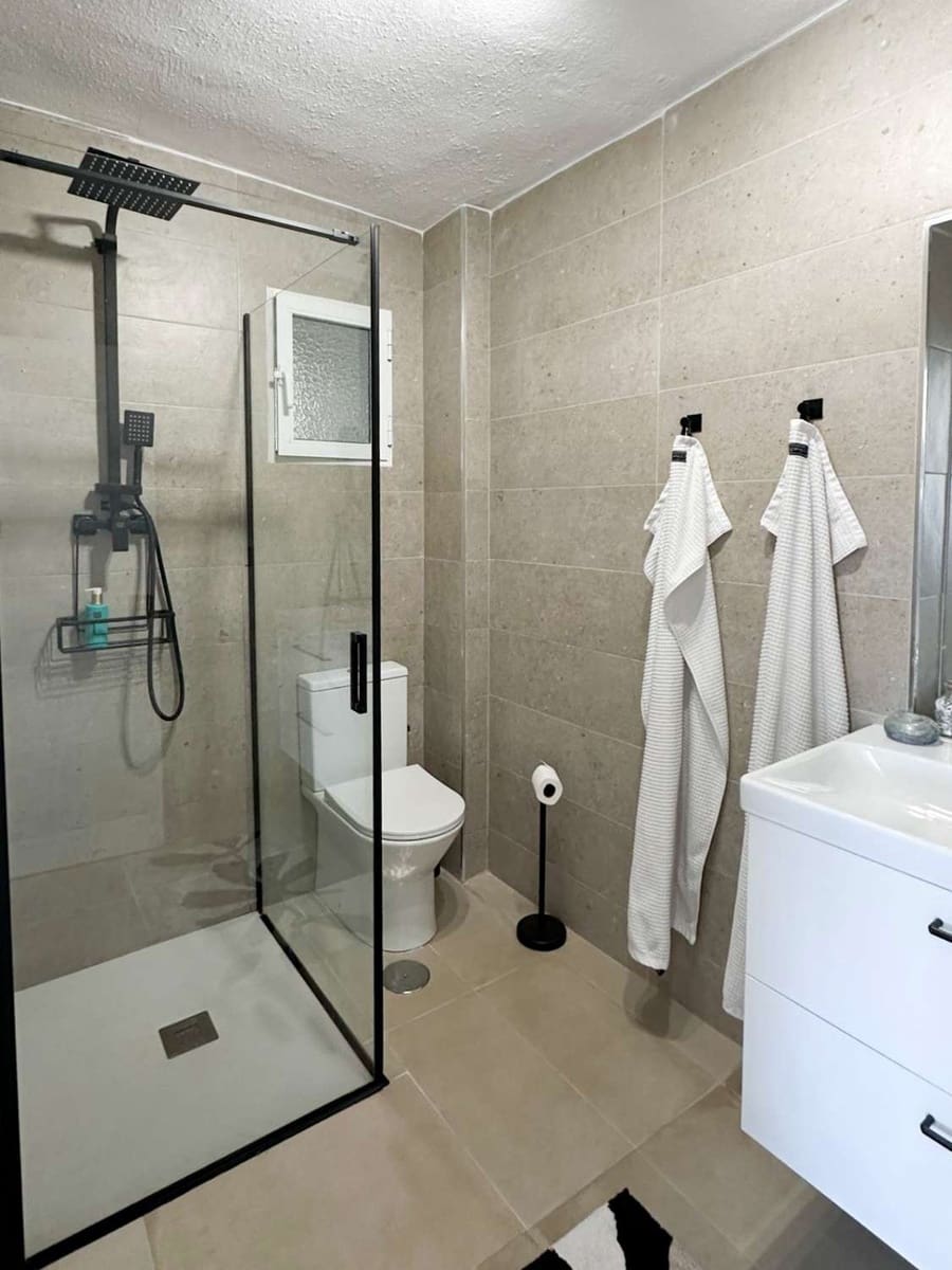 2 soveværelse Lejlighed til salg i Nerja - € 289.000 (Ref: 9228169)