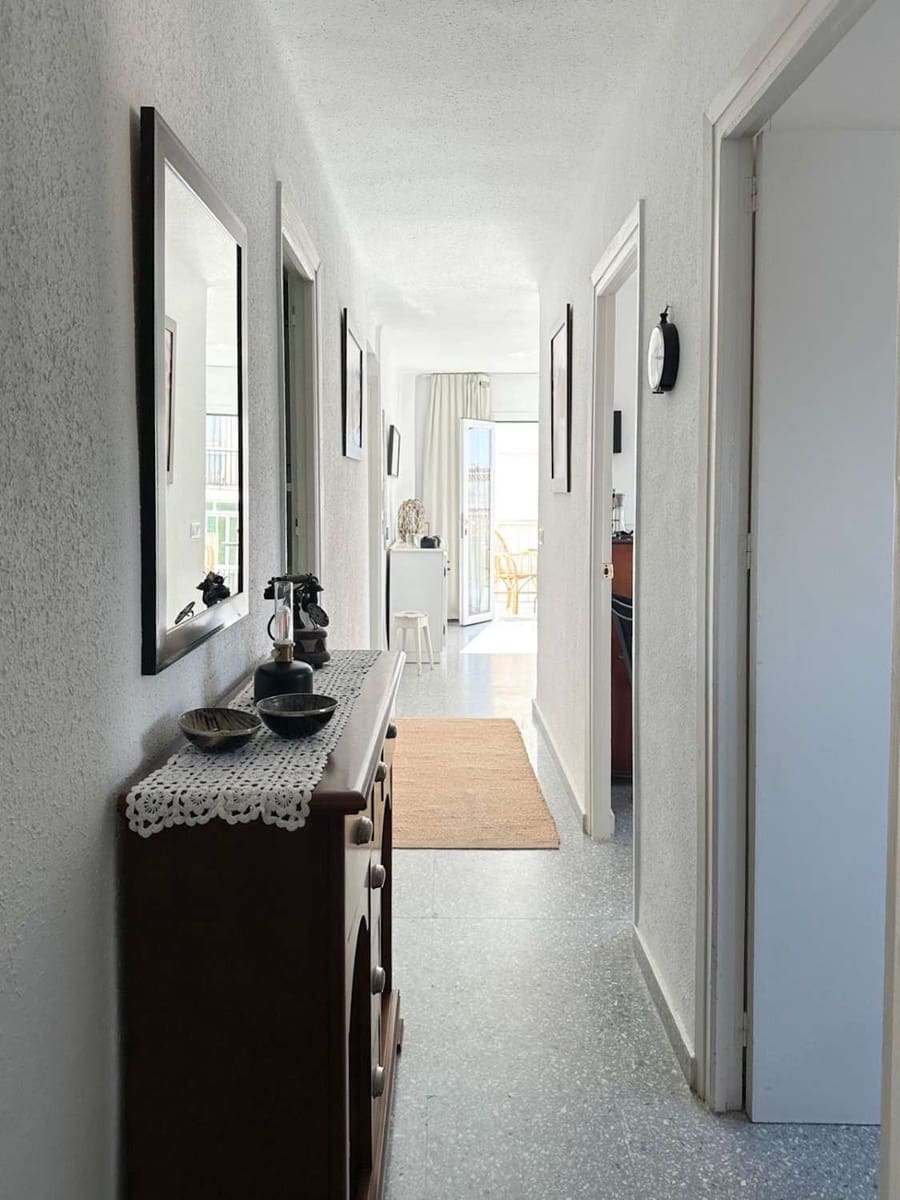 2 soveværelse Lejlighed til salg i Nerja - € 289.000 (Ref: 9228169)