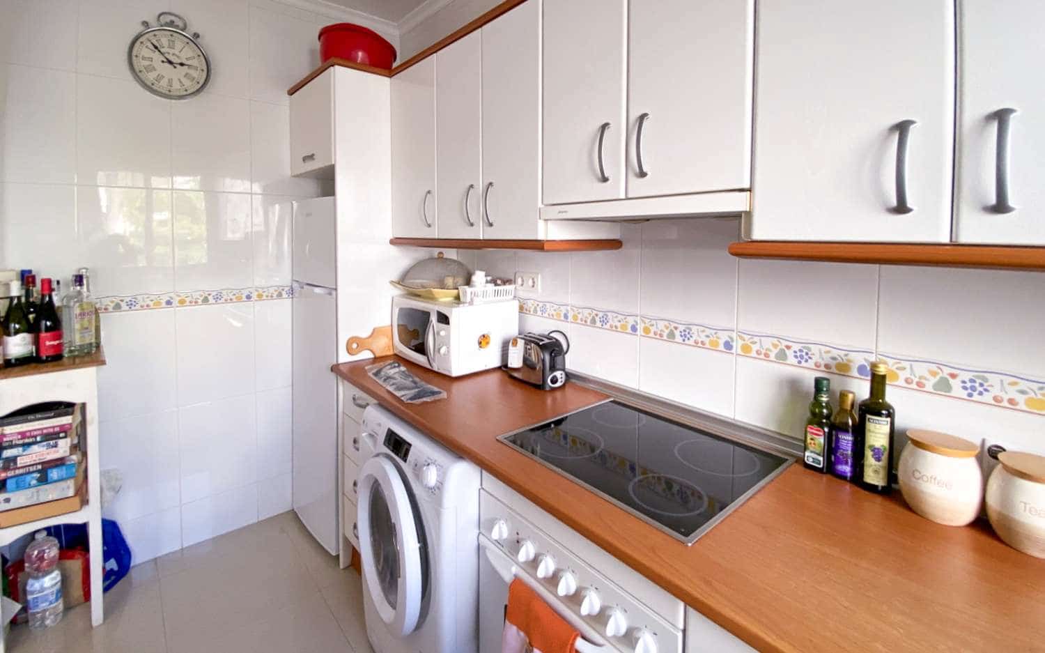 2 bedroom Beach Apartment for sale in Nerja with pool - € 339,000 (Ref: 9232250)