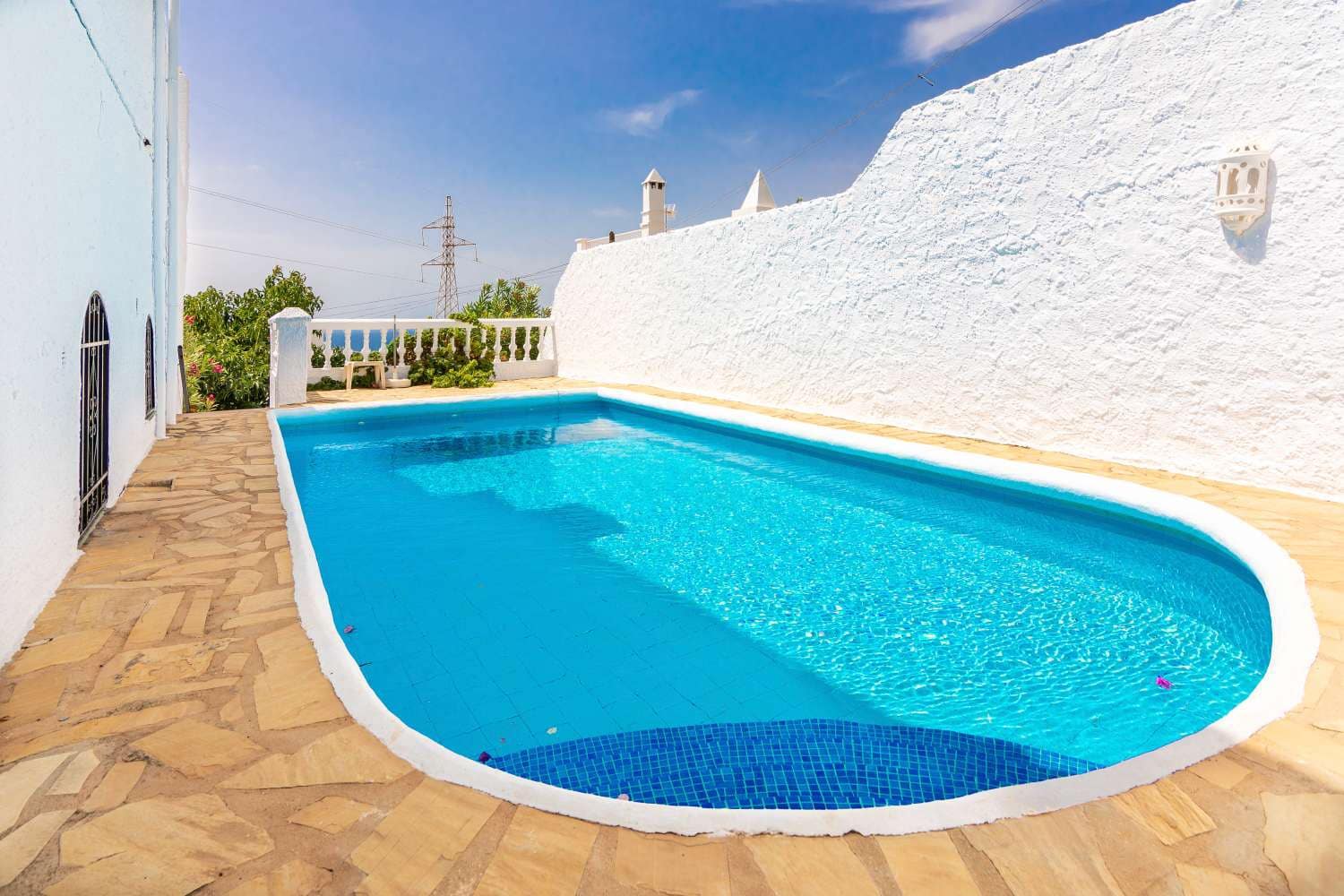 3 soverom Villa til salgs i Nerja med svømmebasseng - € 585 000 (Ref: 9284869)