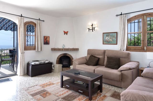 3 chambre Villa/Maison à vendre à Nerja avec piscine - 585 000 € (Ref: 9284869)