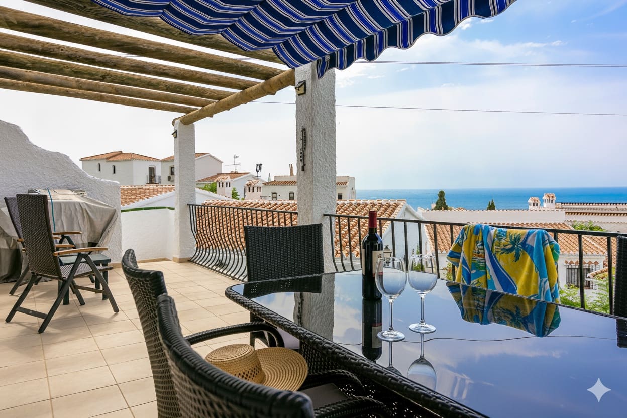 3 soverom Villa til salgs i Nerja med svømmebasseng - € 585 000 (Ref: 9284869)