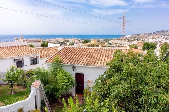 3 chambre Villa/Maison à vendre à Nerja avec piscine - 585 000 € (Ref: 9284869)