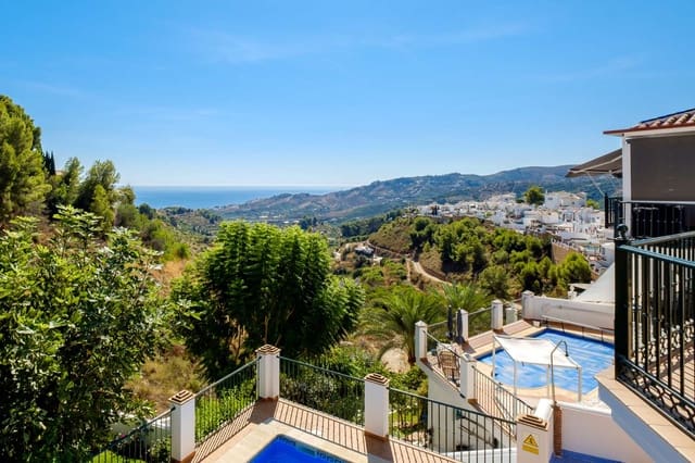 3 slaapkamer Villa te koop in Frigiliana met zwembad garage - € 799.000 (Ref: 9300427)