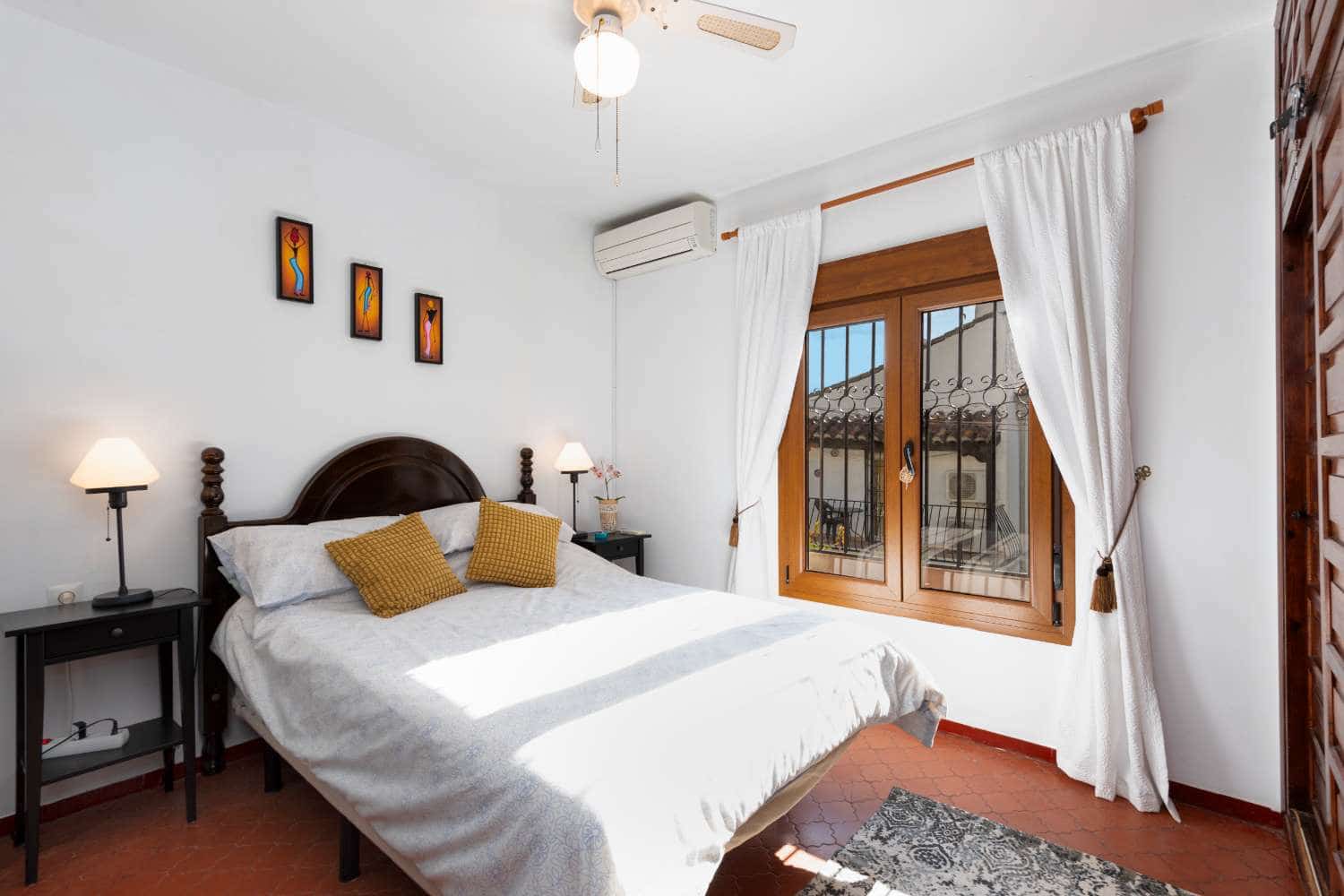 2 soverom Rekkehus til salgs i Nerja med svømmebasseng - € 329 000 (Ref: 9374939)