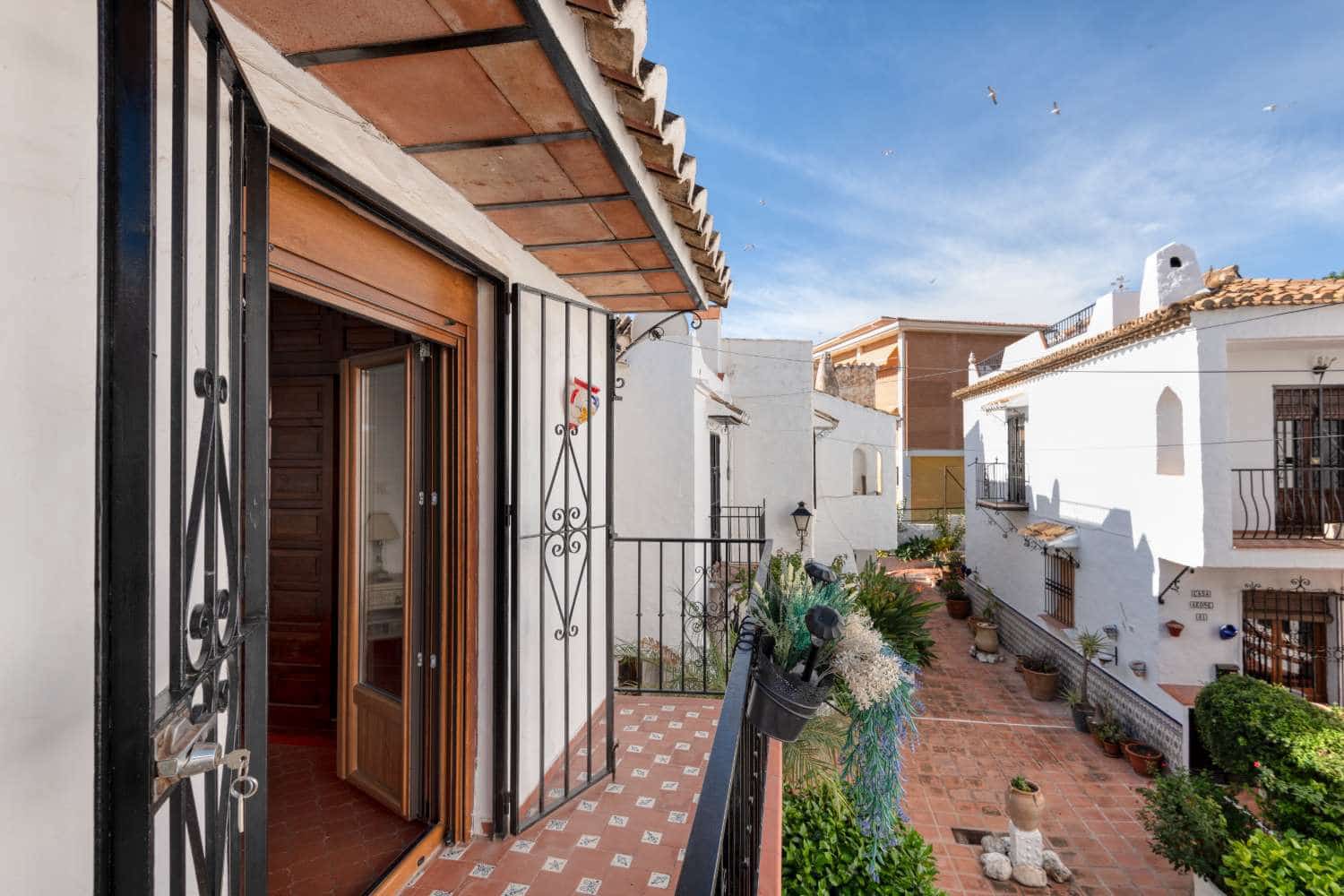 2 soverom Rekkehus til salgs i Nerja med svømmebasseng - € 329 000 (Ref: 9374939)