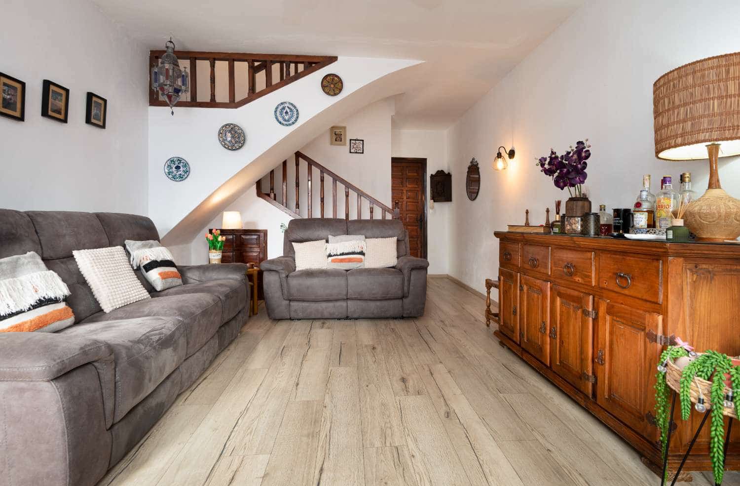 2 soverom Rekkehus til salgs i Nerja med svømmebasseng - € 329 000 (Ref: 9374939)