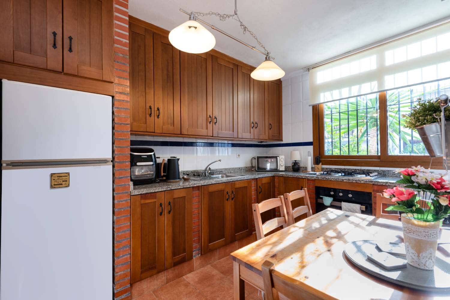 2 soverom Rekkehus til salgs i Nerja med svømmebasseng - € 329 000 (Ref: 9374939)