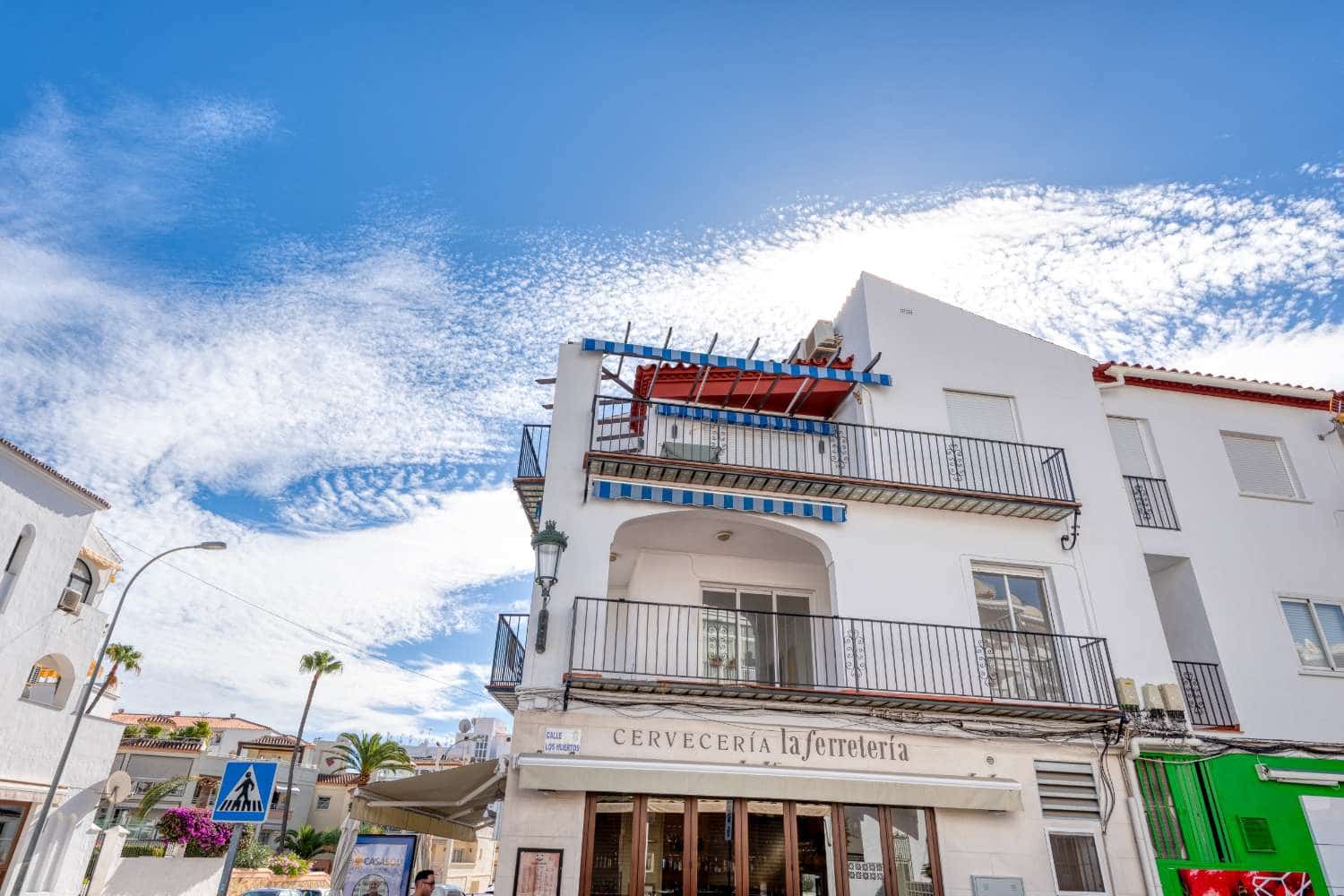 4 bedroom Apartment for sale in Nerja - € 350,000 (Ref: 9376555)