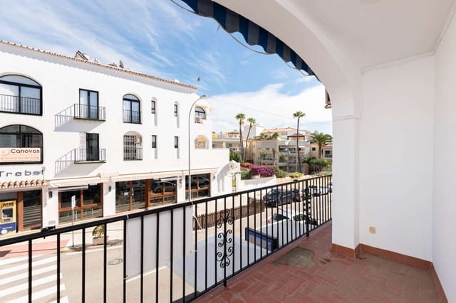 4 bedroom Apartment for sale in Nerja - € 350,000 (Ref: 9376555)