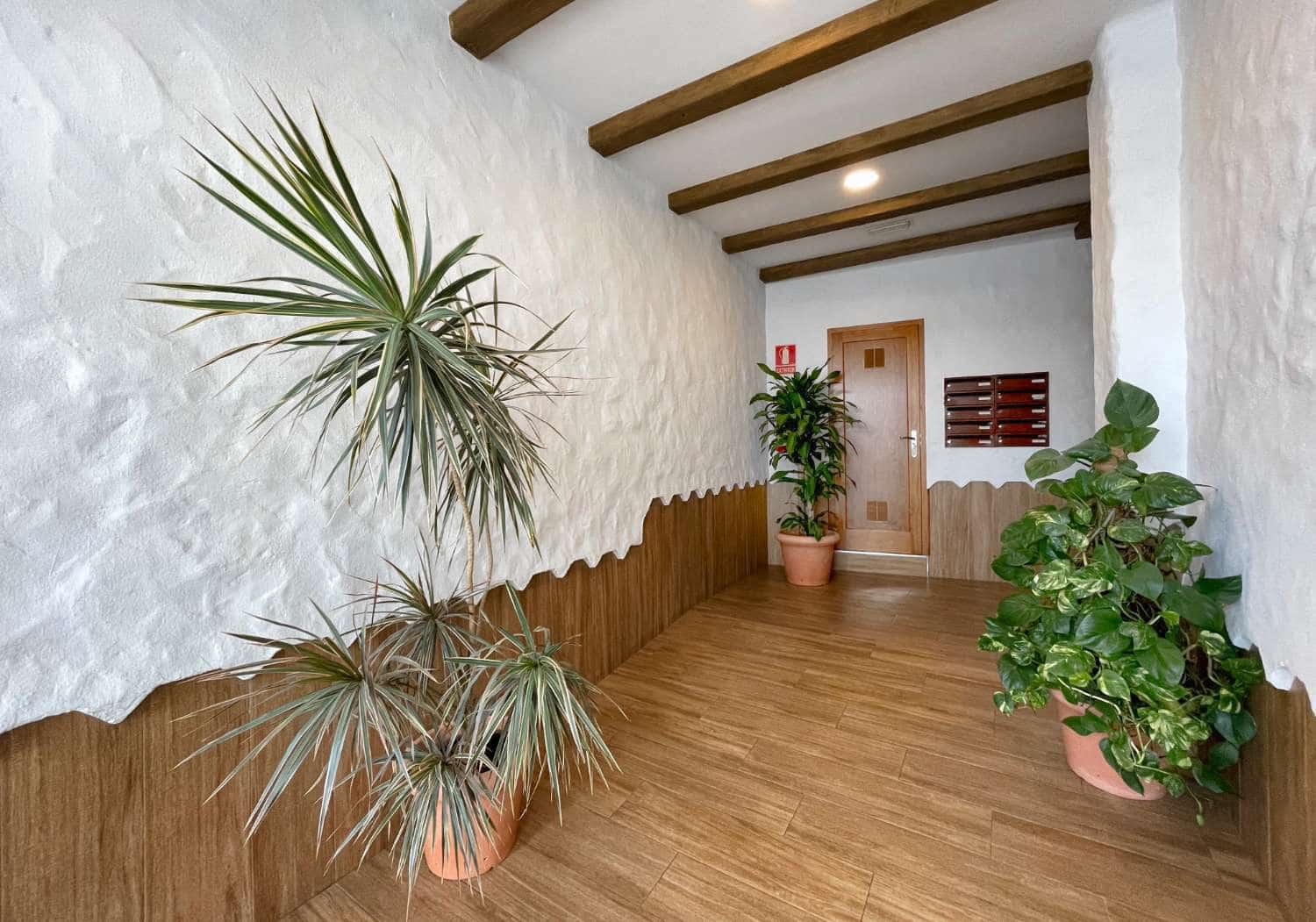 4 bedroom Apartment for sale in Nerja - € 350,000 (Ref: 9376555)