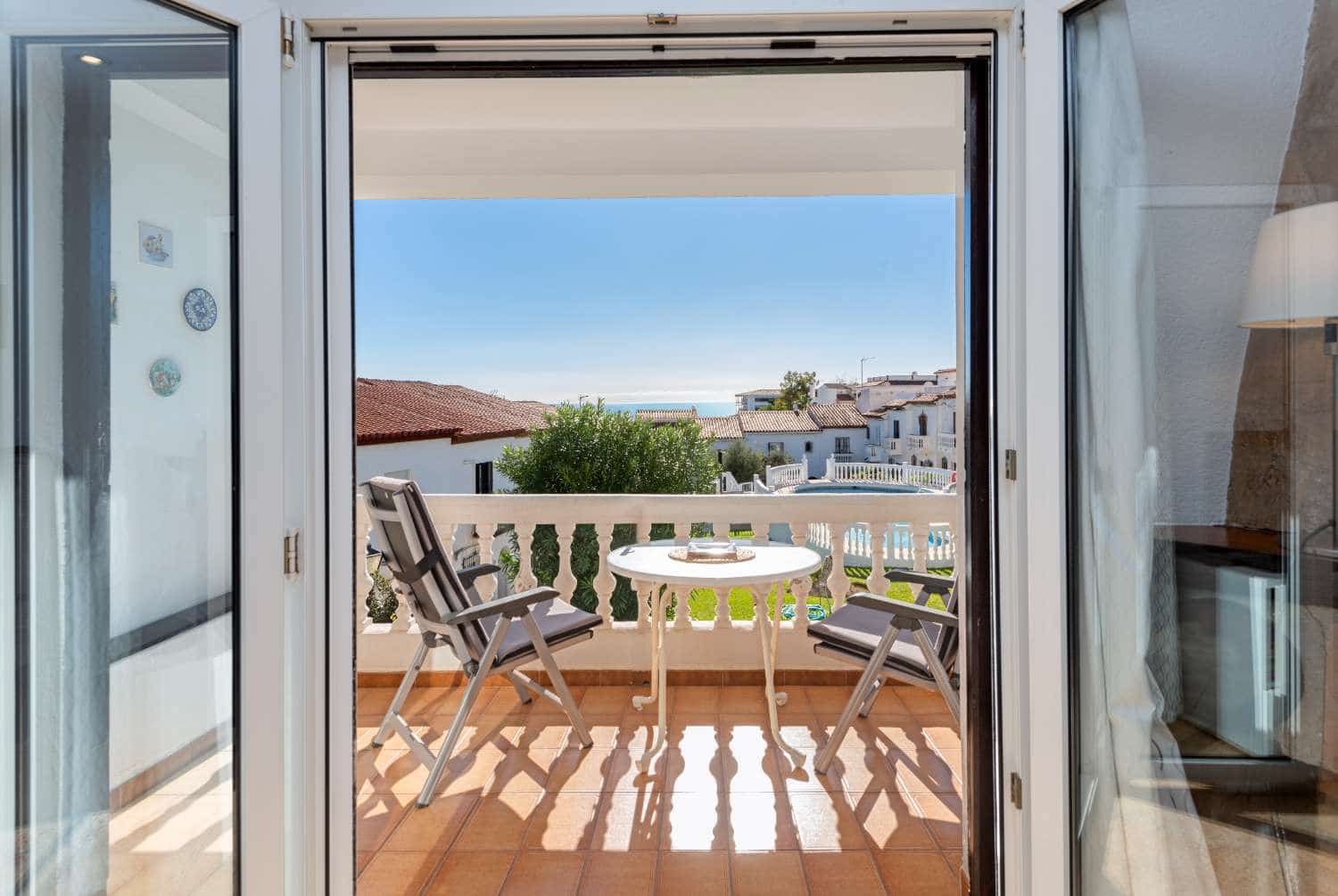 1 chambre Appartement à vendre à Nerja avec piscine - 299 000 € (Ref: 9418893)