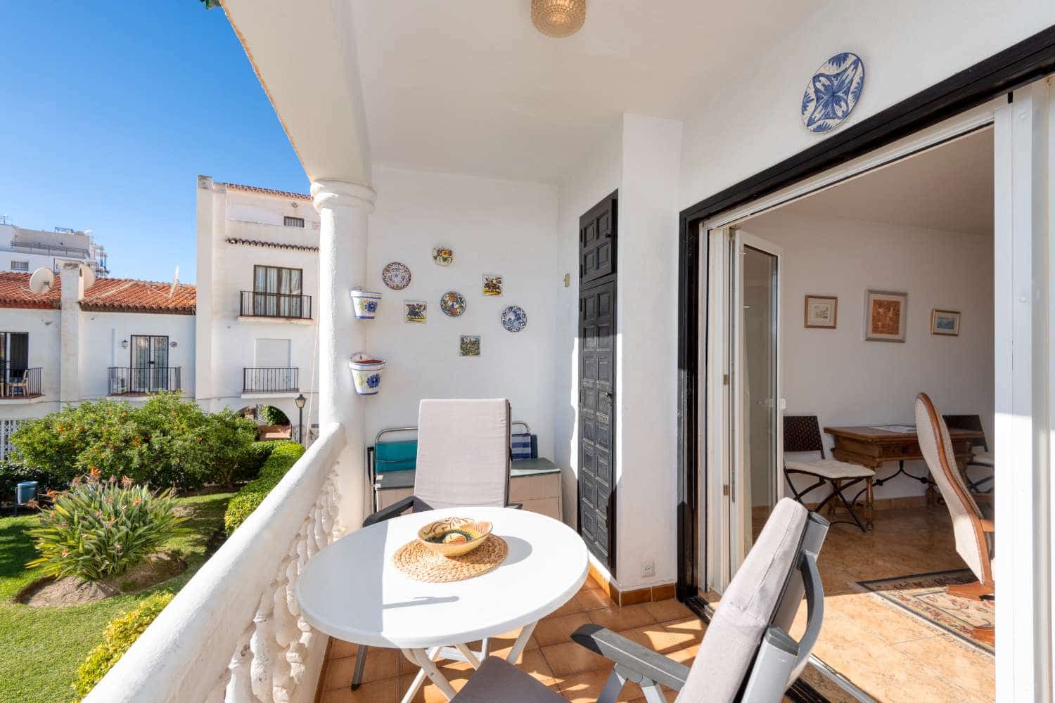 1 chambre Appartement à vendre à Nerja avec piscine - 299 000 € (Ref: 9418893)