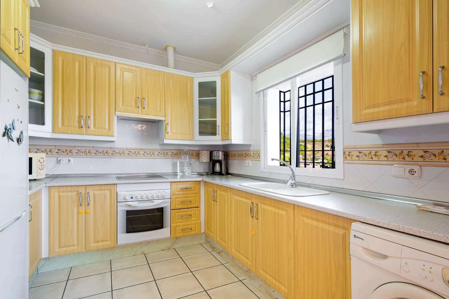 4 sovrum Villa till salu i Torrox med pool garage - 795 000 € (Ref: 9424263)