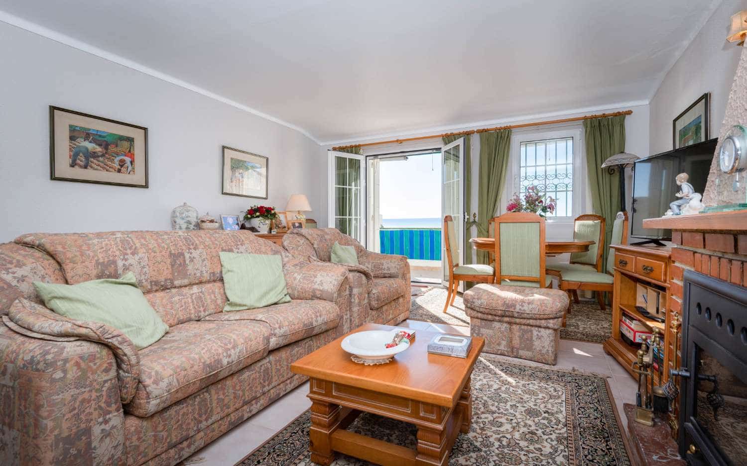 3 camera da letto Villetta a Schiera in vendita in Nerja con piscina garage - 399.000 € (Rif: 9436646)