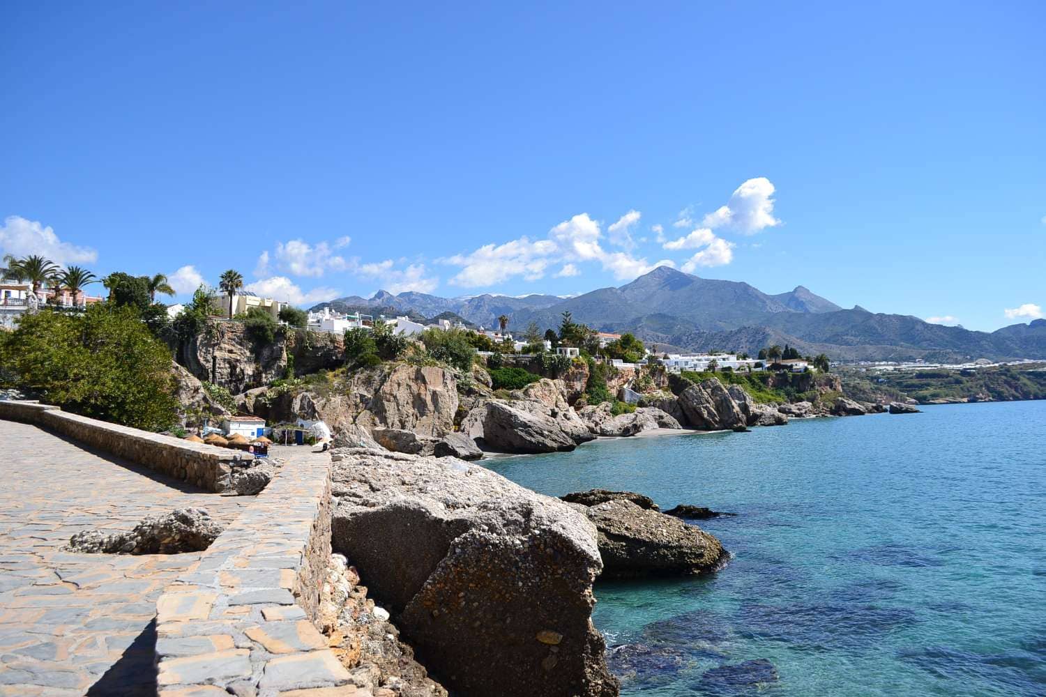 3 camera da letto Villetta a Schiera in vendita in Nerja con piscina garage - 399.000 € (Rif: 9436646)