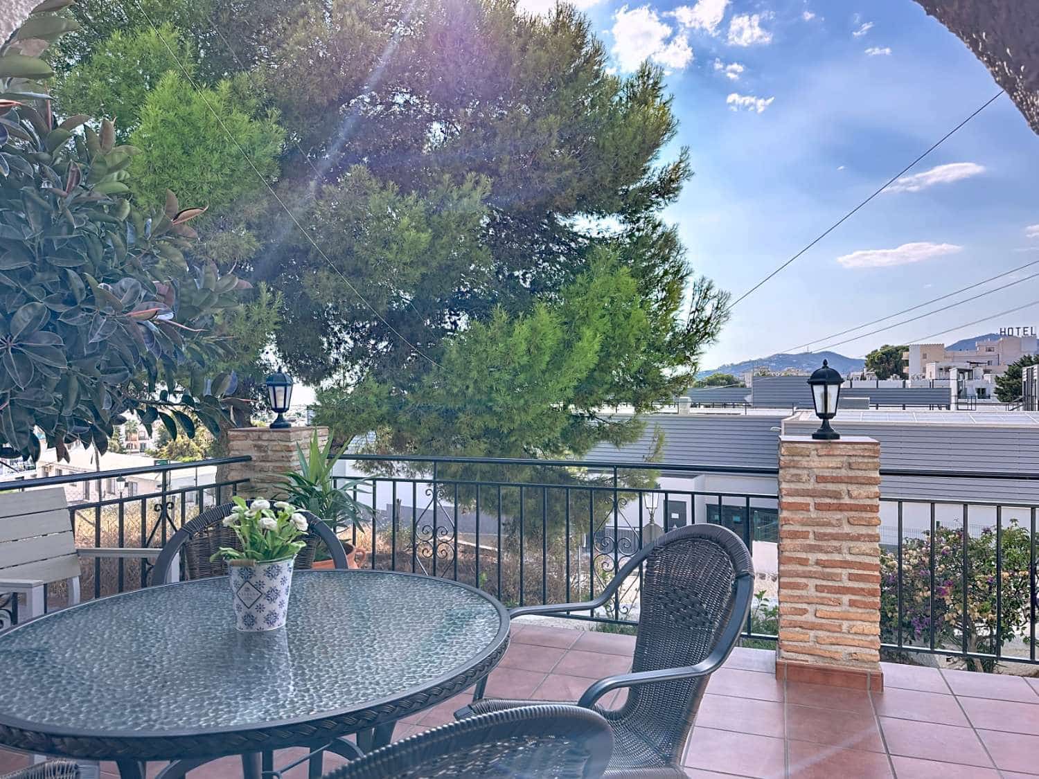 2 chambre Appartement à vendre à Nerja avec piscine - 289 000 € (Ref: 9503811)