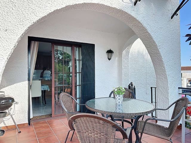 2 chambre Appartement à vendre à Capistrano, Nerja avec piscine - 289 000 € (Ref: 9503811)