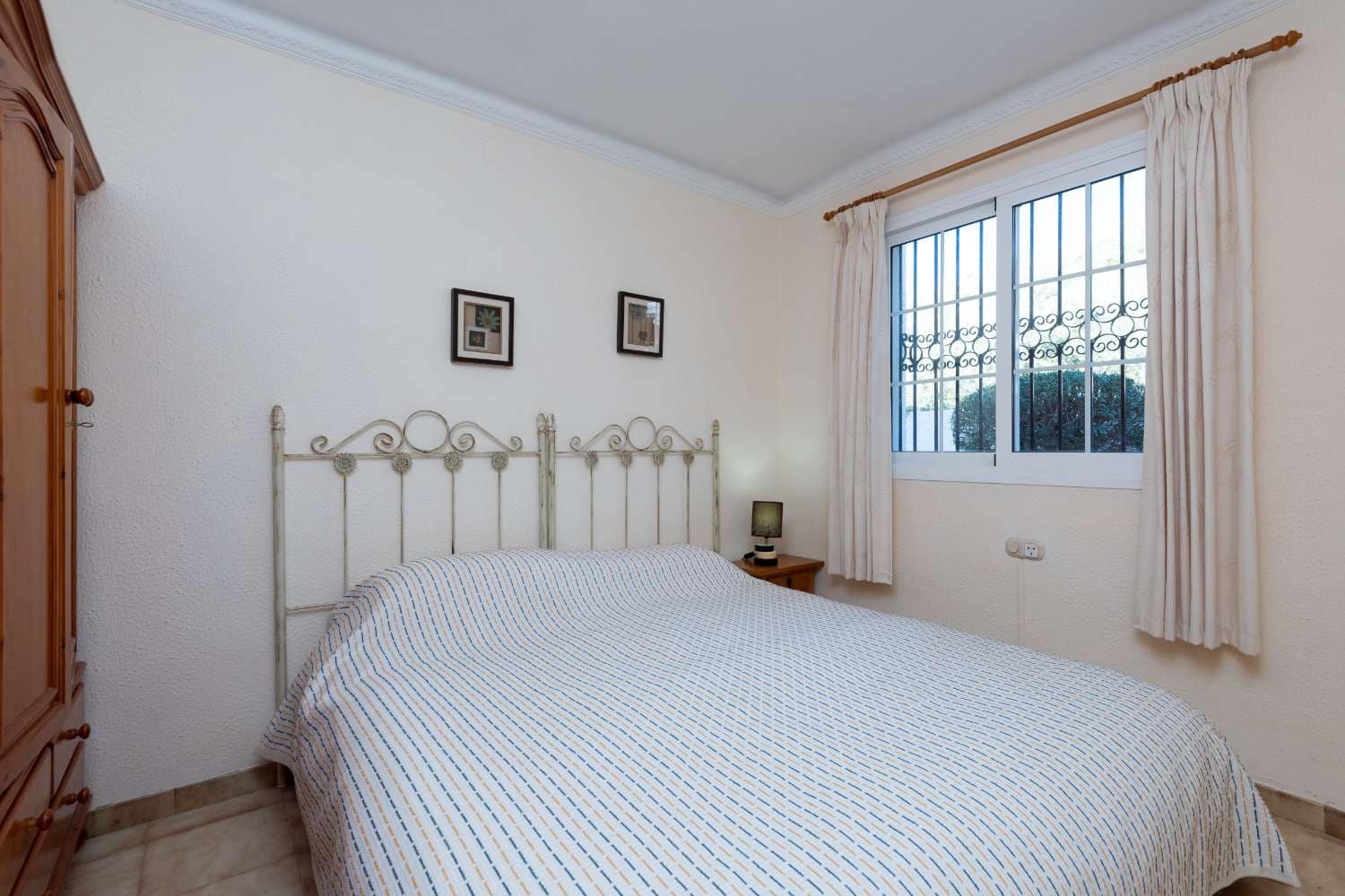 2 soveværelse Rækkehus til salg i Nerja med swimmingpool garage - € 379.000 (Ref: 9535613)