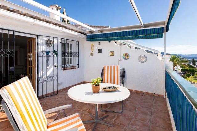 2 soveværelse Rækkehus til salg i Capistrano, Nerja med swimmingpool garage - € 379.000 (Ref: 9535613)