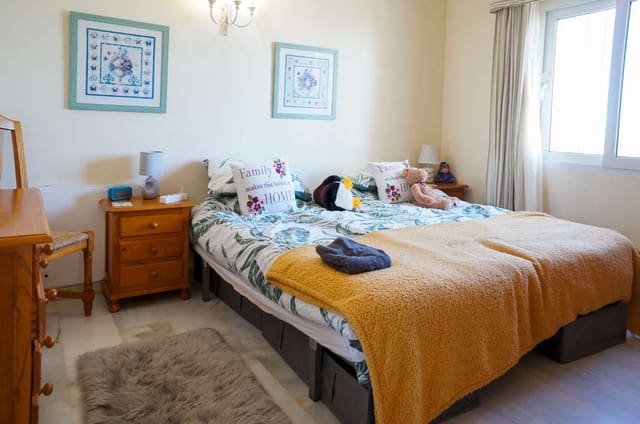 3 Zimmer Villa zu verkaufen in Maro, Nerja mit Pool - 399.000 € (Ref: 9543002)