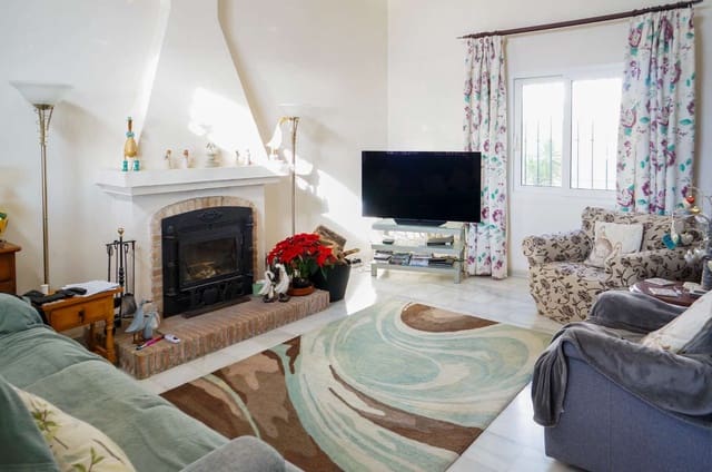 3 Zimmer Villa zu verkaufen in Maro, Nerja mit Pool - 399.000 € (Ref: 9543002)