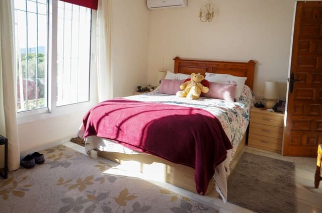 3 Zimmer Villa zu verkaufen in Maro, Nerja mit Pool - 399.000 € (Ref: 9543002)