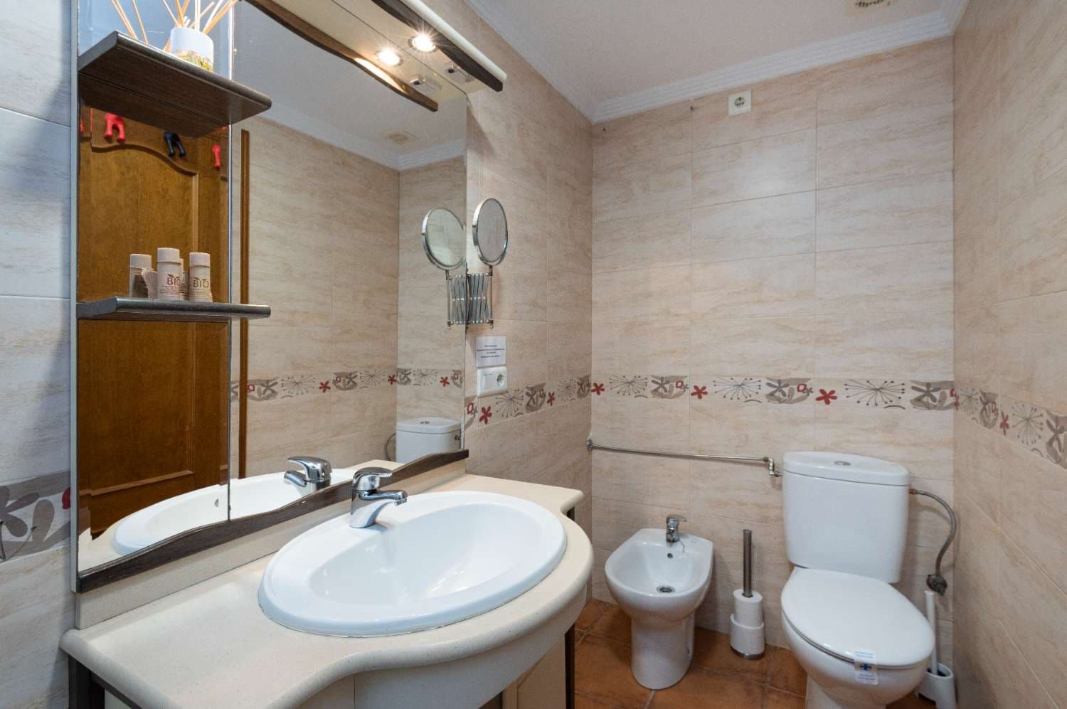 2 sypialnia Apartament przy plaży na sprzedaż w Nerja z basenem - 279 000 € (Ref: 9560874)