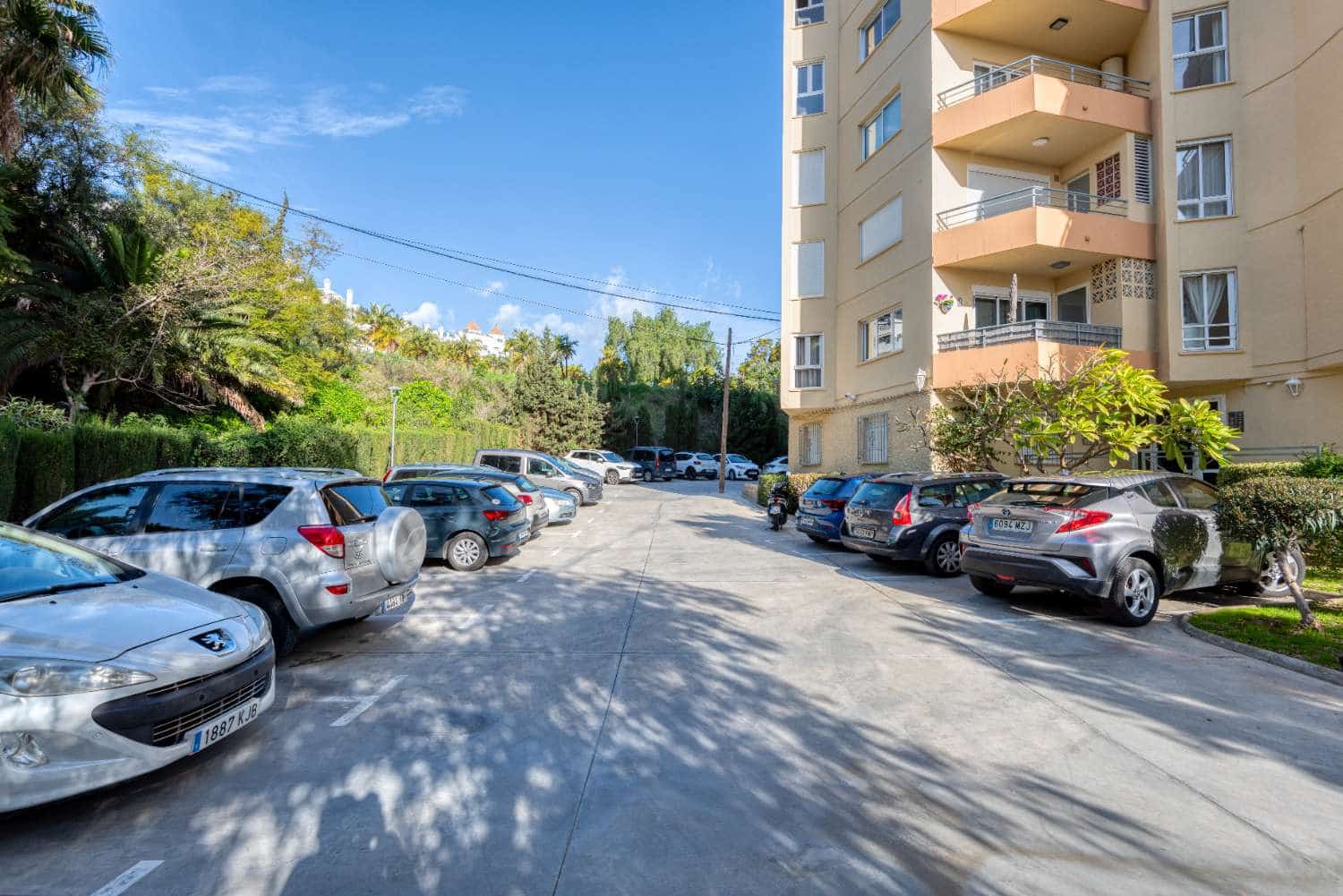 2 sypialnia Apartament przy plaży na sprzedaż w Nerja z basenem - 279 000 € (Ref: 9560874)