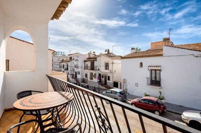 2 soveværelse Semi-Rækkehus til salg i Nueva Nerja, Nerja med swimmingpool - € 329.000 (Ref: 9618888)