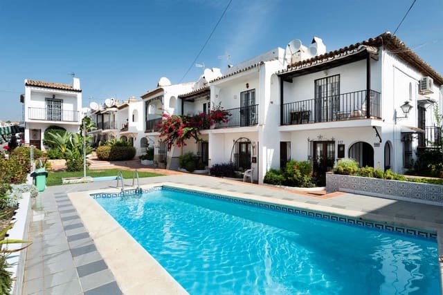 2 soveværelse Semi-Rækkehus til salg i Nueva Nerja, Nerja med swimmingpool - € 329.000 (Ref: 9618888)