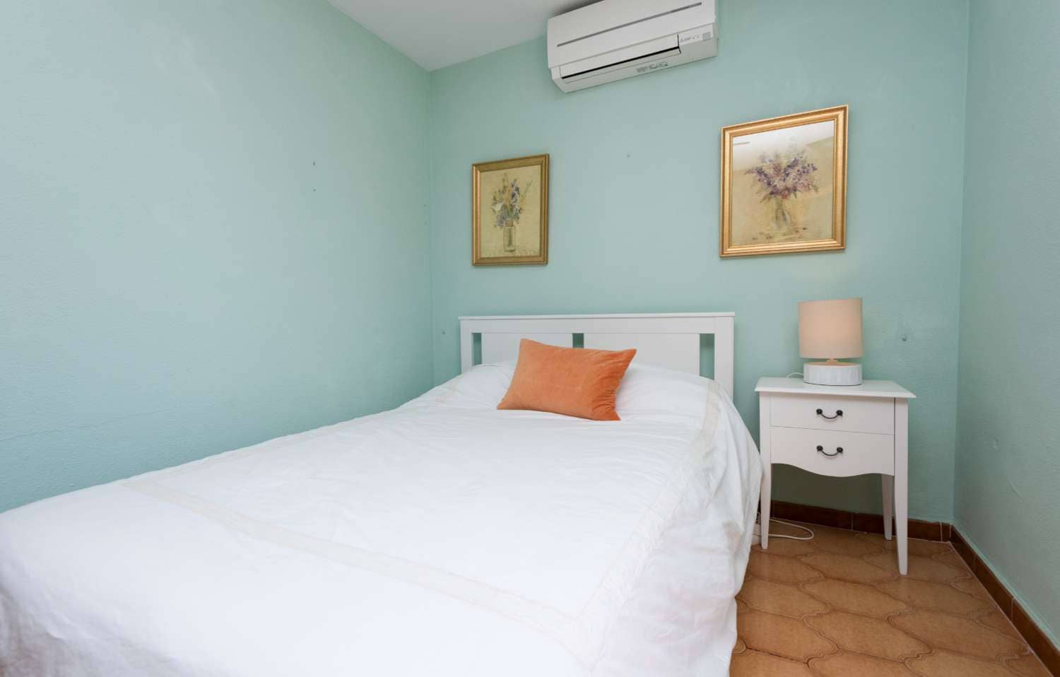 2 bedroom Semi-detached Villa for sale in Nerja with pool - € 329,000 (Ref: 9618888)