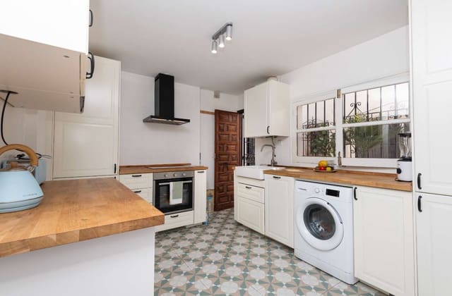 2 bedroom Semi-detached Villa for sale in Nueva Nerja, Nerja with pool - € 329,000 (Ref: 9618888)