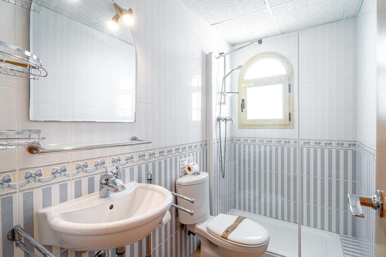 2 soverom Leilighet til salgs i El Penoncillo med svømmebasseng garasje - € 445 000 (Ref: 9627154)