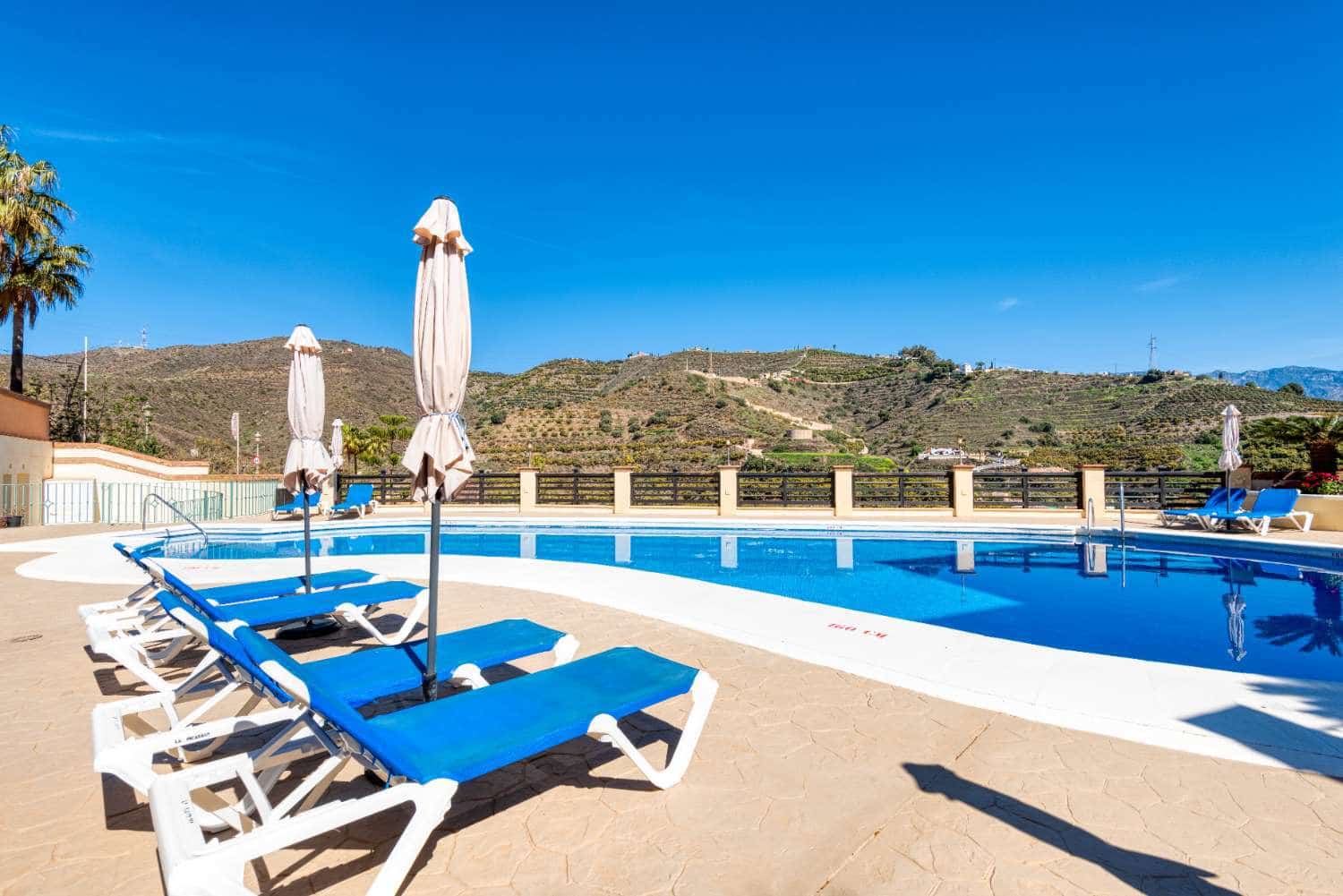 2 soverom Leilighet til salgs i El Penoncillo med svømmebasseng garasje - € 445 000 (Ref: 9627154)