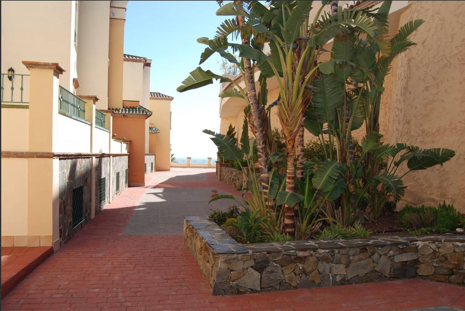 2 soverom Leilighet til salgs i El Penoncillo med svømmebasseng garasje - € 445 000 (Ref: 9627154)