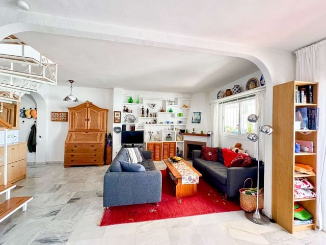 3 soverom Leilighet til salgs i Capistrano, Nerja med svømmebasseng - € 360 000 (Ref: 9651199)