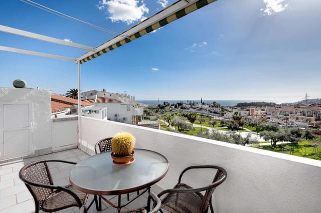 2 sovrum Lägenhet till salu i Avda Pescia - Ctra de Frigiliana, Nerja med pool - 239 000 € (Ref: 9658275)