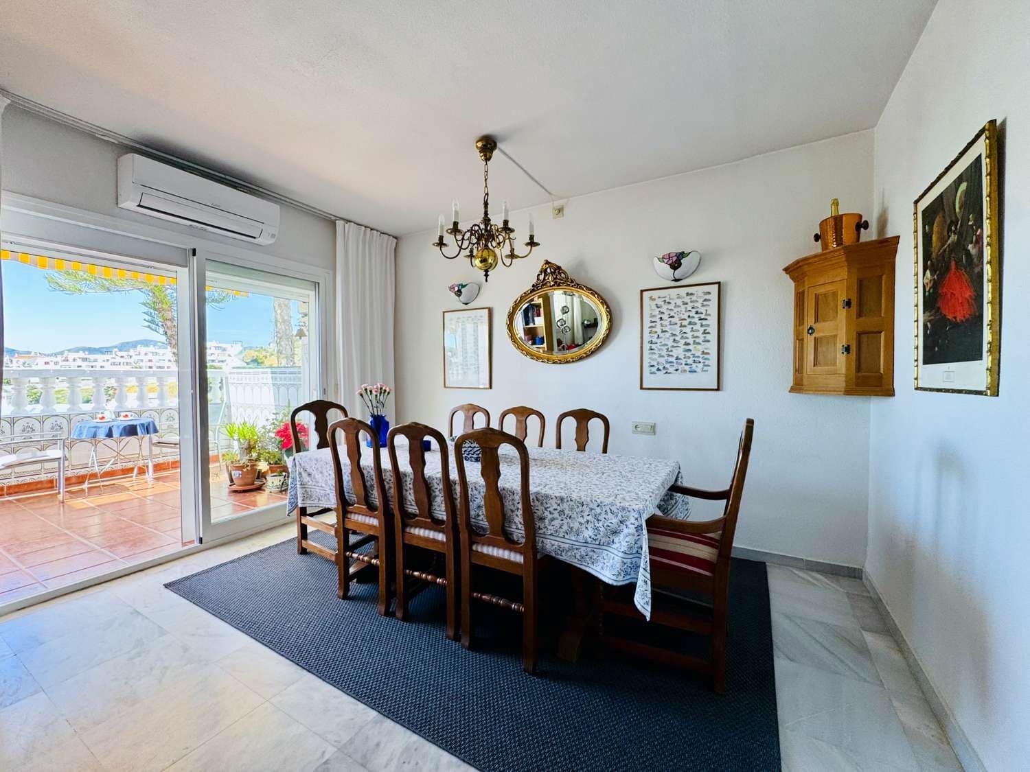 3 soveværelse Lejlighed til salg i Nerja med swimmingpool - € 360.000 (Ref: 9658276)