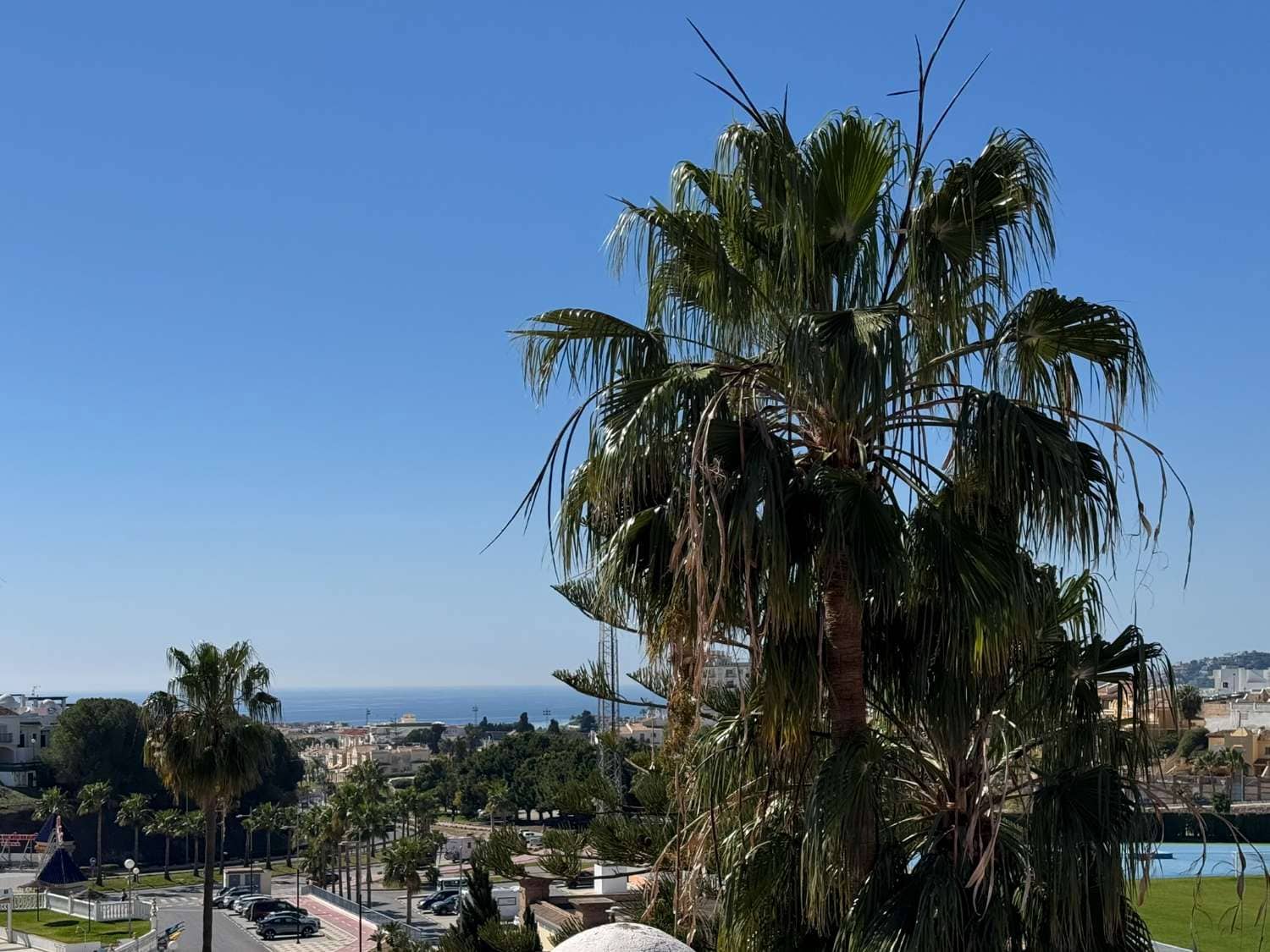 3 soveværelse Lejlighed til salg i Nerja med swimmingpool - € 360.000 (Ref: 9658276)